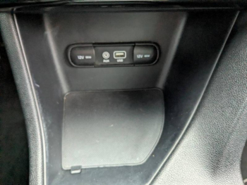 Photo 22 du bon plan KIA Sportage 1.7 CRDi 115ch ISG GT Line Pack Premium 4x2 occasion à 15890 €