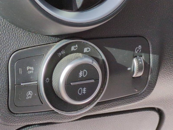 Photo 19 du bon plan ALFA ROMEO Stelvio 2.2 Diesel 150ch Super AT8 occasion à 14980 €