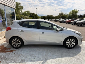 Photo 4 du bon plan KIA Cee'd 1.0 T-GDi 120ch ISG Active occasion à 10890 €