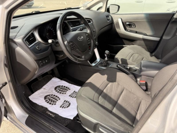 Photo 14 du bon plan KIA Cee'd 1.0 T-GDi 120ch ISG Active occasion à 10890 €