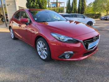 Photo 2 du bon plan MAZDA Mazda 3 2.2 SKYACTIV-D 150 Dynamique BVA 5p occasion à 12900 €