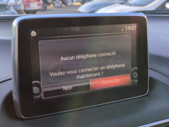 Photo 24 du bon plan MAZDA Mazda 3 2.2 SKYACTIV-D 150 Dynamique BVA 5p occasion à 12900 €