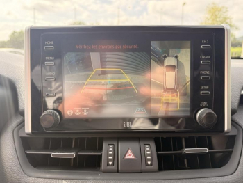 Photo 18 du bon plan TOYOTA RAV4 Hybride 218ch Collection 2WD occasion à 27890 €