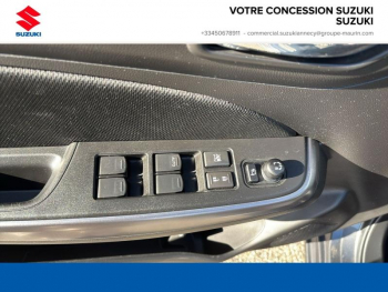 Photo 10 du bon plan SUZUKI Swift 1.2 Dualjet Hybrid 83ch Pack AllGrip occasion à 16490 €