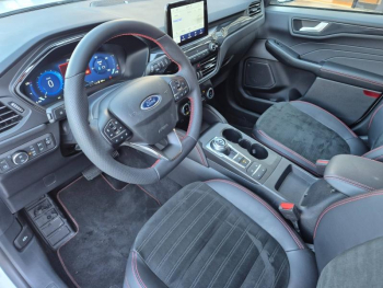 Photo 4 du bon plan FORD Kuga 2.5 Duratec 225ch PHEV ST-Line X BVA occasion à 27990 €