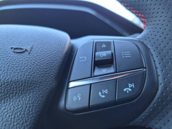 Photo 19 du bon plan FORD Kuga 2.5 Duratec 225ch PHEV ST-Line X BVA occasion à 27990 €