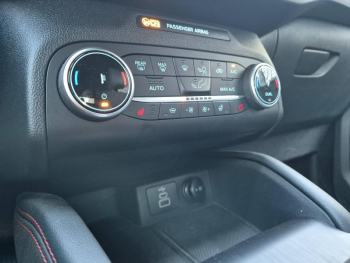Photo 22 du bon plan FORD Kuga 2.5 Duratec 225ch PHEV ST-Line X BVA occasion à 27990 €