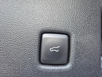 Photo 26 du bon plan FORD Kuga 2.5 Duratec 225ch PHEV ST-Line X BVA occasion à 27990 €