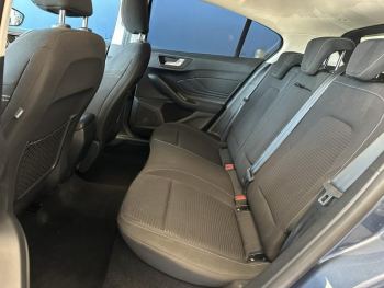 Photo 10 du bon plan FORD Focus 1.0 Flexifuel mHEV 125ch Titanium Style occasion à 18590 €