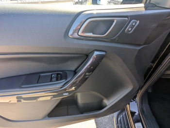 Photo 12 du bon plan FORD Ranger VUL 2.0 TDCi 213ch Super Cab Wildtrak BVA10 occasion à 33320 €