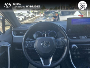 Photo 13 du bon plan TOYOTA RAV4 2.5 Hybride Rechargeable 306ch Design AWD-i MY23 occasion à 39490 €