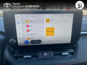 Photo 15 du bon plan TOYOTA RAV4 2.5 Hybride Rechargeable 306ch Design AWD-i MY23 occasion à 39490 €
