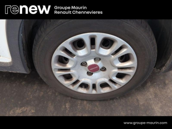 Photo 19 du bon plan FIAT Panda 1.0 70ch BSG S&S  Cross occasion à 10990 €