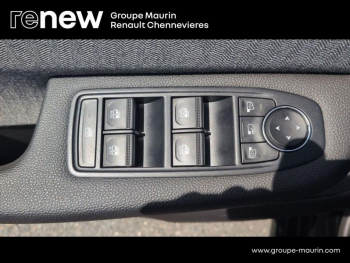 Photo 41 du bon plan RENAULT Clio 1.6 E-Tech 145ch full hybrid Techno occasion à 19490 €