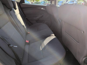 Photo 16 du bon plan FORD Focus 1.0 EcoBoost 125ch Stop&Start Titanium BVA6 occasion à 12490 €