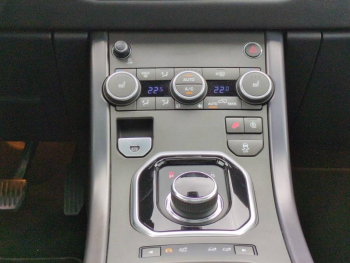 Photo 22 du bon plan LAND-ROVER Evoque 2.0 TD4 180 Pure BVA Mark V occasion à 21980 €