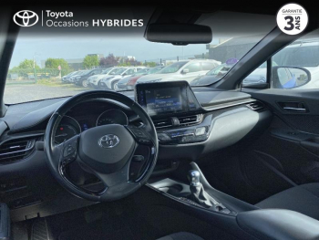 Photo 8 du bon plan TOYOTA C-HR 122h Dynamic 2WD E-CVT occasion à 15290 €
