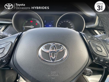 Photo 13 du bon plan TOYOTA C-HR 122h Dynamic 2WD E-CVT occasion à 15290 €