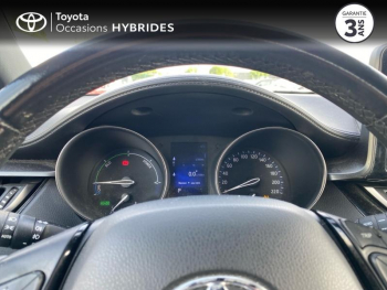 Photo 14 du bon plan TOYOTA C-HR 122h Dynamic 2WD E-CVT occasion à 15290 €