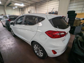 Photo 2 du bon plan FORD Fiesta 1.5 TDCi 85ch Stop&Start Titanium 5p Euro6.2 occasion à 12990 €