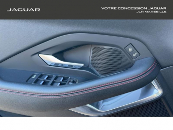 Photo 19 du bon plan JAGUAR E-Pace 2.0D 180ch R-Dynamic Chequered Flag AWD BVA9 9cv occasion à 28750 €