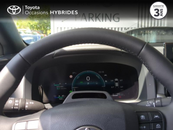 Photo 13 du bon plan TOYOTA C-HR 2.0 Hybride Rechargeable 225ch Graphic MY26 occasion à 37990 €