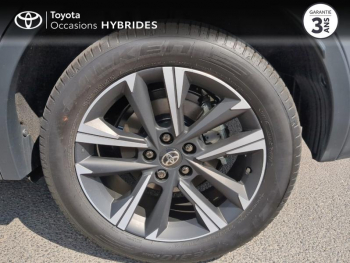 Photo 16 du bon plan TOYOTA C-HR 2.0 Hybride Rechargeable 225ch Graphic MY26 occasion à 37990 €