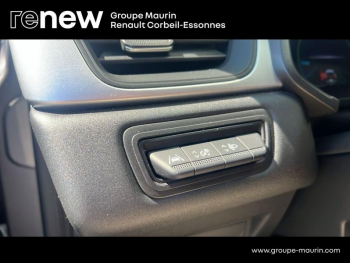 Photo 18 du bon plan RENAULT Captur 1.6 E-Tech hybride 145ch Business -21 occasion à 18980 €