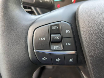 Photo 16 du bon plan FORD Puma 1.0 Flexifuel 125ch S&S mHEV Titanium occasion à 17990 €