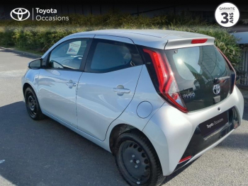 Photo 2 du bon plan TOYOTA Aygo 1.0 VVT-i 72ch x-play 5p MY20 occasion à 10490 €