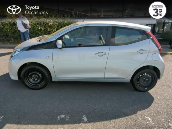 Photo 3 du bon plan TOYOTA Aygo 1.0 VVT-i 72ch x-play 5p MY20 occasion à 10490 €