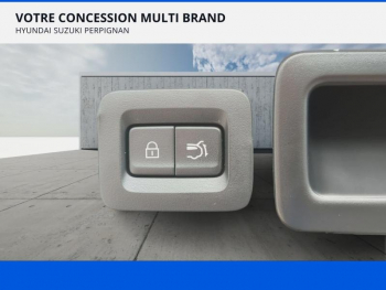 Photo 8 du bon plan MAZDA CX-30 2.0 e-SKYACTIV-G M-Hybrid 122ch Sportline 2022 JPD21 occasion à 18900 €