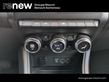 Photo 12 du bon plan RENAULT Captur 1.6 E-Tech hybride 145ch Intens -21 occasion à 17900 €