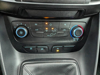 Photo 14 du bon plan FORD Transit Connect VUL L1 1.0E 100ch E85 Trend Business occasion à 14890 €
