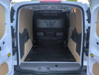 Photo 11 du bon plan FORD Transit Connect VUL L1 1.0E 100ch E85 Trend occasion à 17999 €