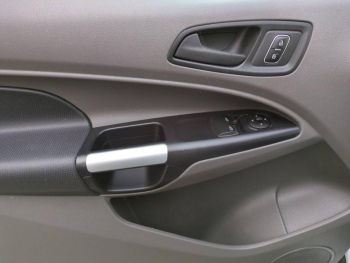 Photo 14 du bon plan FORD Transit Connect VUL L1 1.0E 100ch E85 Trend occasion à 17999 €