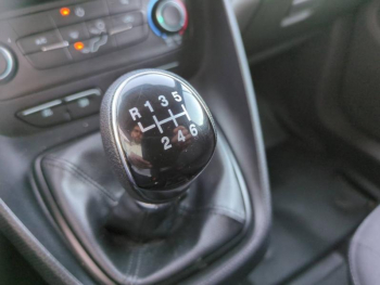 Photo 21 du bon plan FORD Transit Connect VUL L1 1.0E 100ch E85 Trend occasion à 17999 €