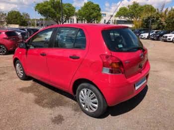 Photo 3 du bon plan TOYOTA Yaris 69 VVT-i In 5p occasion à 5990 €
