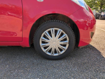 Photo 10 du bon plan TOYOTA Yaris 69 VVT-i In 5p occasion à 5990 €