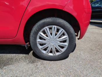 Photo 11 du bon plan TOYOTA Yaris 69 VVT-i In 5p occasion à 5990 €