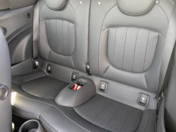 Photo 12 du bon plan MINI Cabrio John Cooper Works 231ch BVA8 Euro6d-T occasion à 31480 €