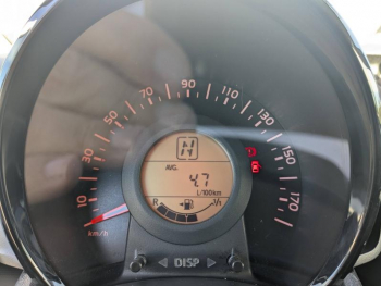 Photo 17 du bon plan PEUGEOT 108 VTi 72 Style BMP5 5p occasion à 7990 €