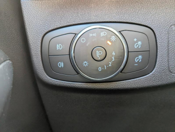 Photo 20 du bon plan FORD Focus 1.0 Flexifuel mHEV 125ch ST-Line Style occasion à 21963 €