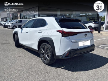 Photo 2 du bon plan LEXUS UX 300h F SPORT Design MY26 occasion à 39999 €