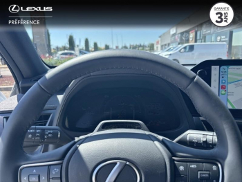 Photo 8 du bon plan LEXUS UX 300h F SPORT Design MY26 occasion à 39999 €