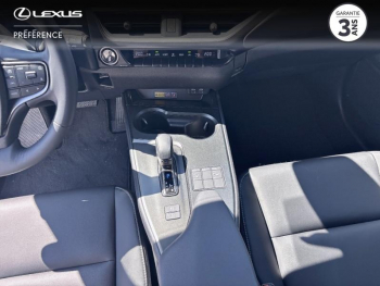 Photo 9 du bon plan LEXUS UX 300h F SPORT Design MY26 occasion à 39999 €
