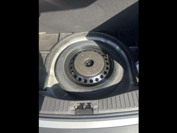 Photo 15 du bon plan FORD C-MAX 1.0 EcoBoost 125ch Stop&Start Sport Euro6.2 occasion à 14490 €