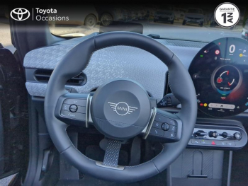 Photo 9 du bon plan MINI Cabrio C 163ch Favoured DKG7 occasion à 33990 €