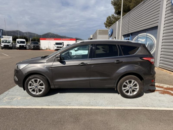 Photo 8 du bon plan FORD Kuga 2.0 TDCi 150ch Stop&Start Titanium 4x2 occasion à 15900 €