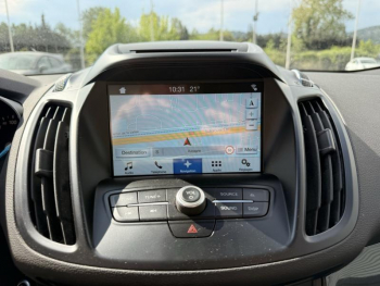 Photo 15 du bon plan FORD Kuga 2.0 TDCi 150ch Stop&Start Titanium 4x2 occasion à 15900 €